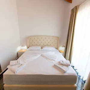 Santa Oliva Appartement Ksamil